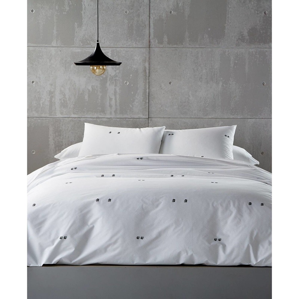 Calvin Klein Clone Floral Dot 100% Combed Cotton Comforter - QUEEN - White Black